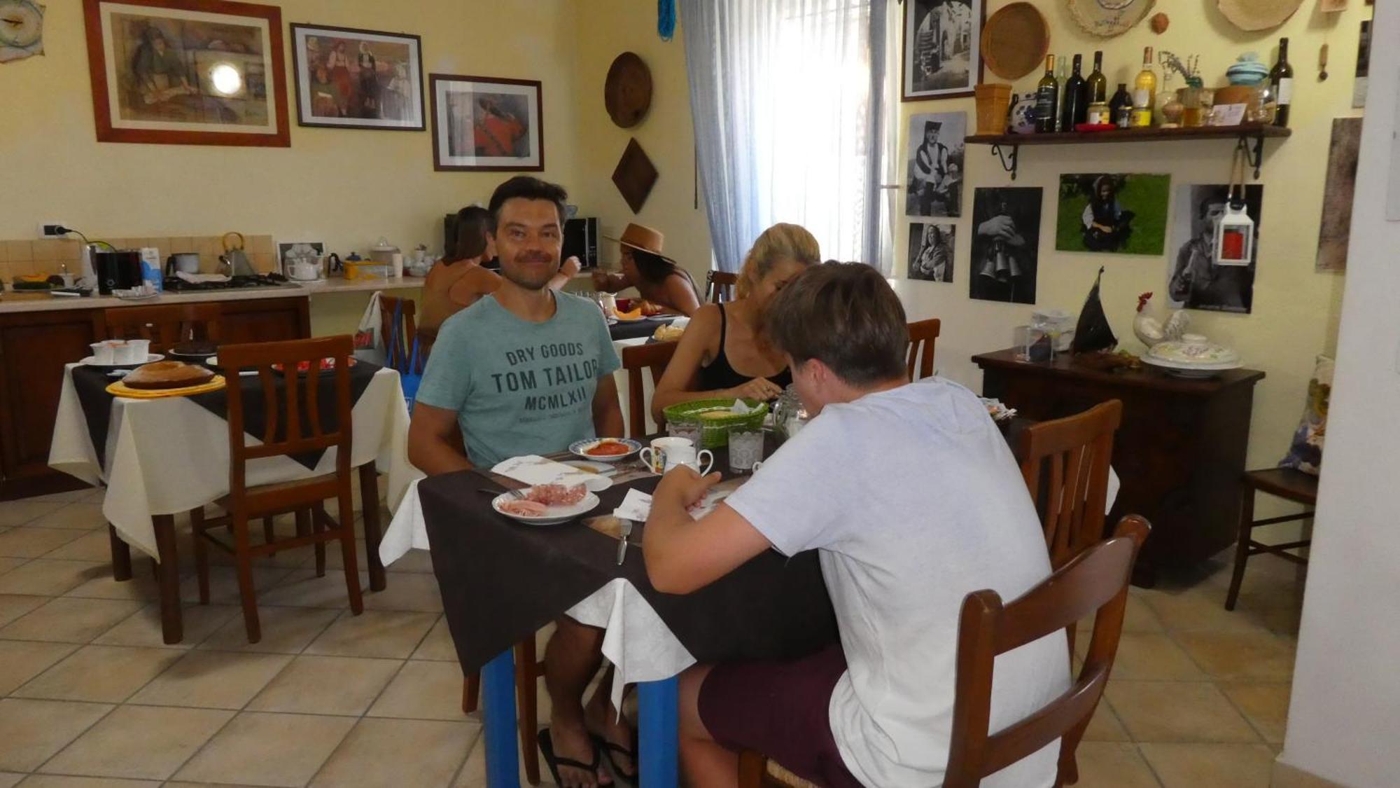 B&B Oliena Extérieur photo